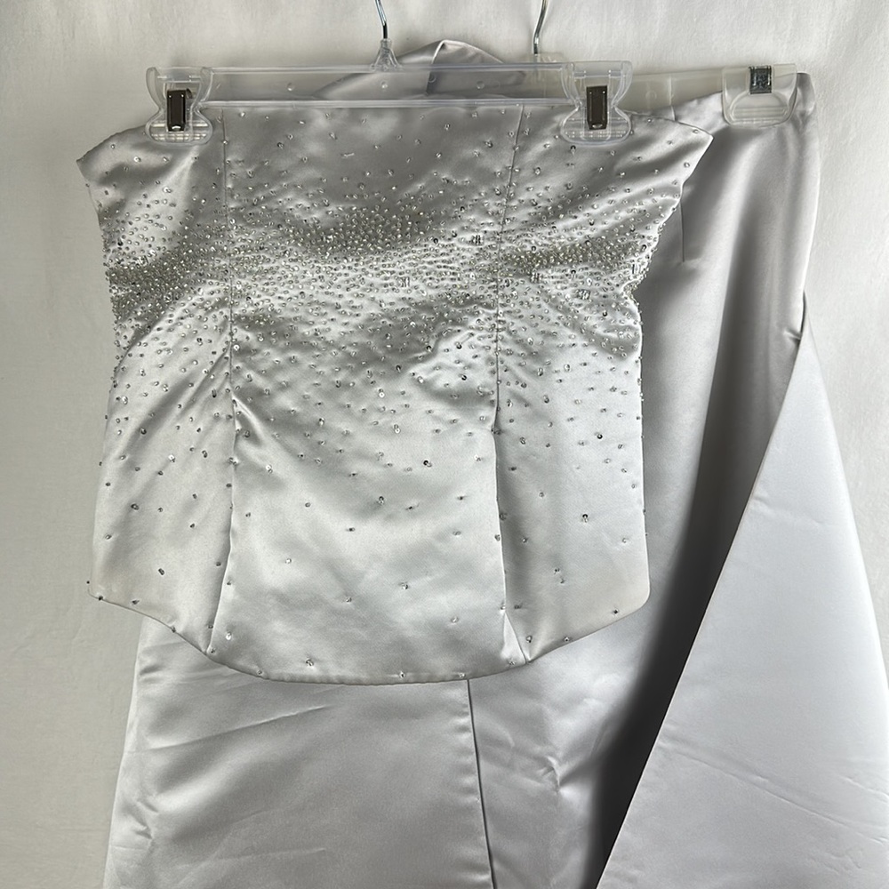 Donna Gray three-piece bustier, wrap, skirt set, size 6